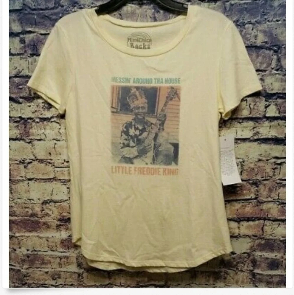 Women's Mimi Chica Freddie King Messin Medium Tee, NEW - Picture 1 of 4
